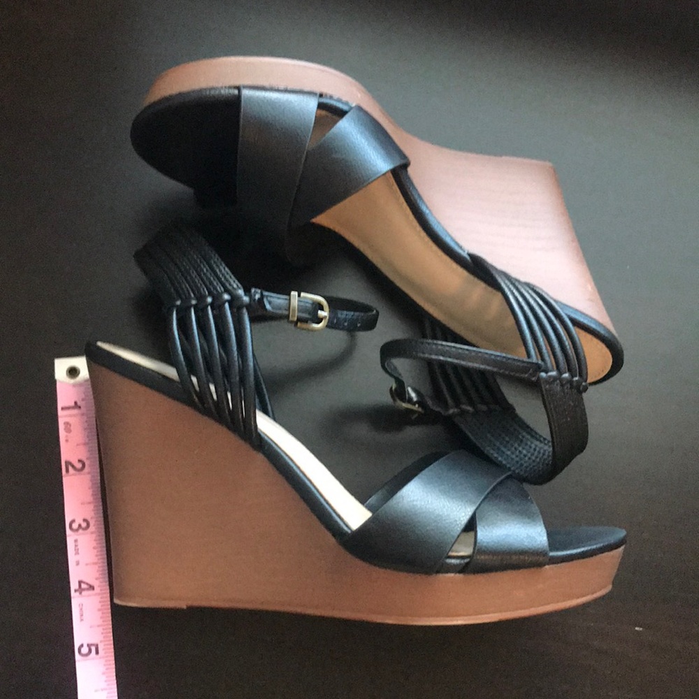 Sandals ✨ Forever 21